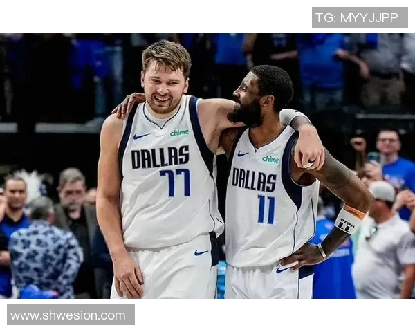 犹他爵士队与达拉斯独行侠的德安吉洛-拉塞尔谈判:一场决定未来的关键交易